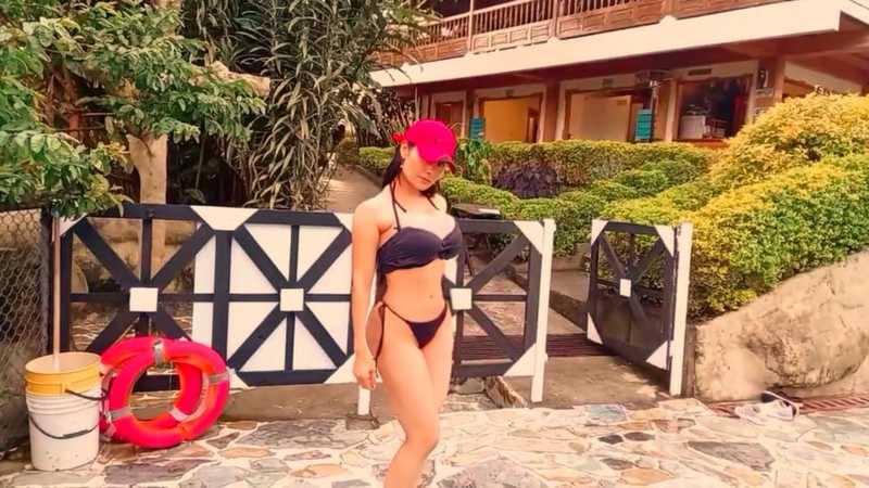 Live sex webcam photo for Marianarobertss #3373276