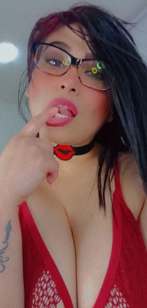 Live sex webcam photo for JuliRamirez21 #3485573