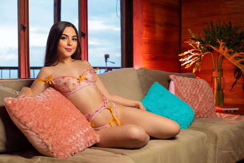 Live sex webcam photo for AbbieMusk #3375107