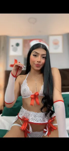 Live sex webcam photo for KimmSanders #3732281