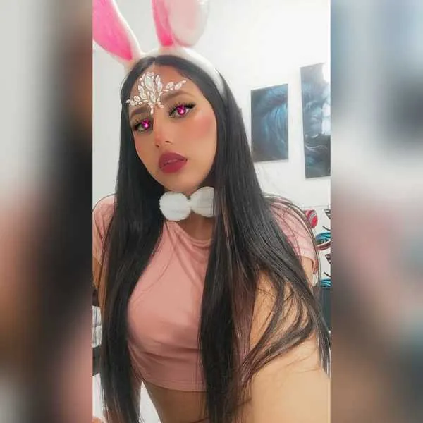 Live sex webcam photo for LiahSmiith #3383690