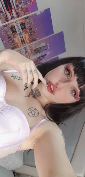 Live sex webcam photo for vennushxc #3445611