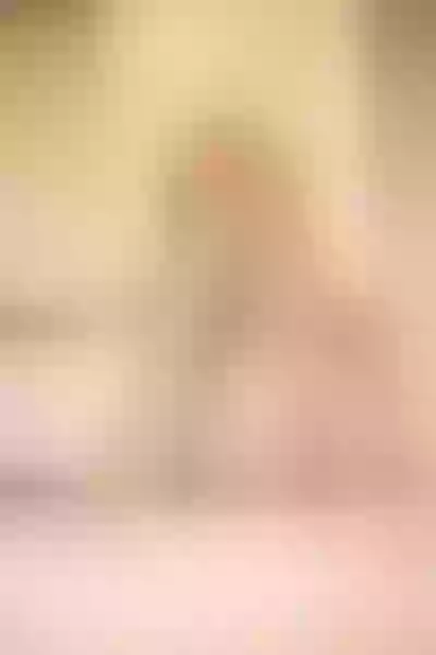 Live sex webcam photo for arianahickss #3369439
