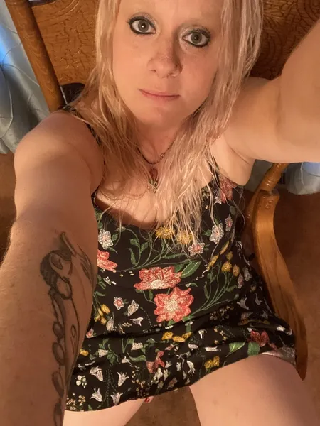 Live sex webcam photo for SummerStunner #3372432