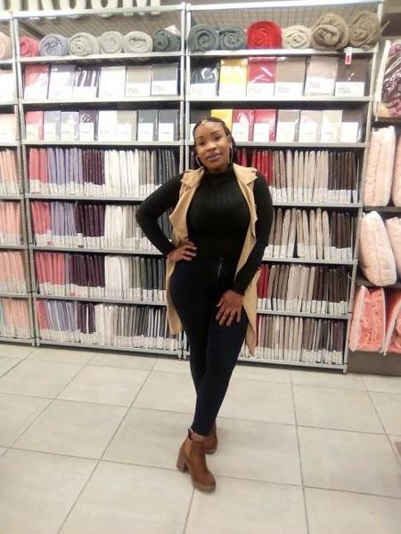 Live sex webcam photo for CLASSICBOOBIE18 #3443110