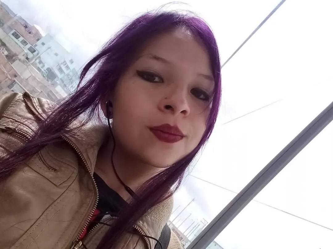 Live sex webcam photo for Sannycol29 #3385655