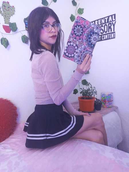 Live sex webcam photo for SarahSmitt #3380737