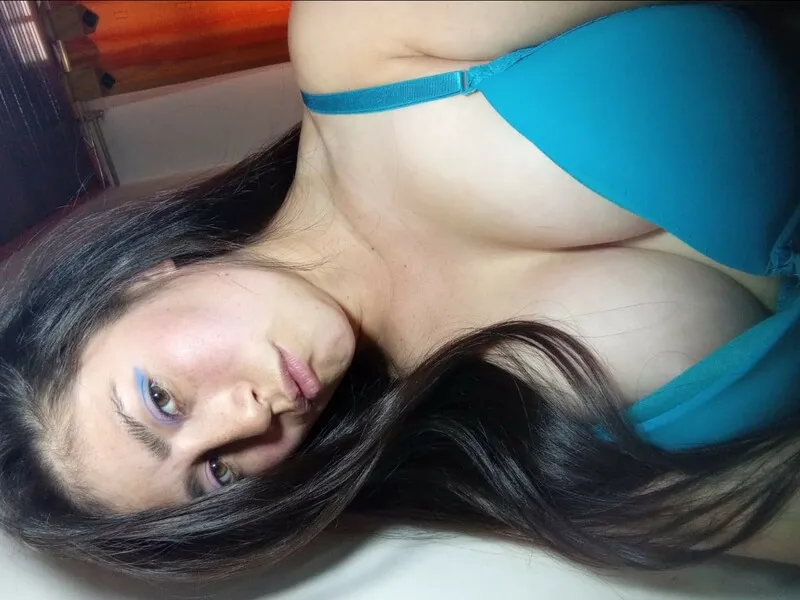Live sex webcam photo for MiiaBonnett #3644425
