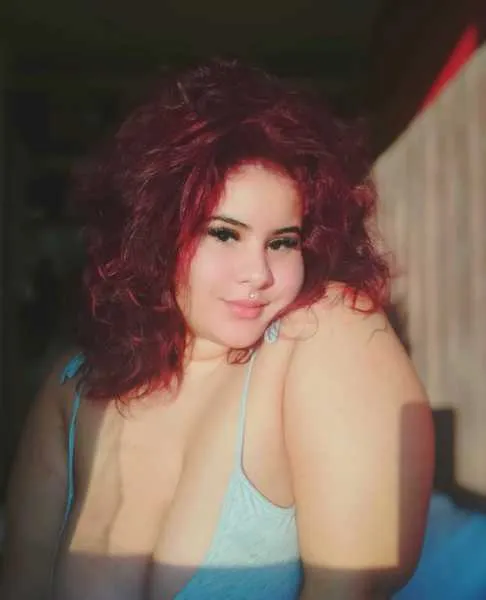 Live sex webcam photo for Adelinameilo #3426625