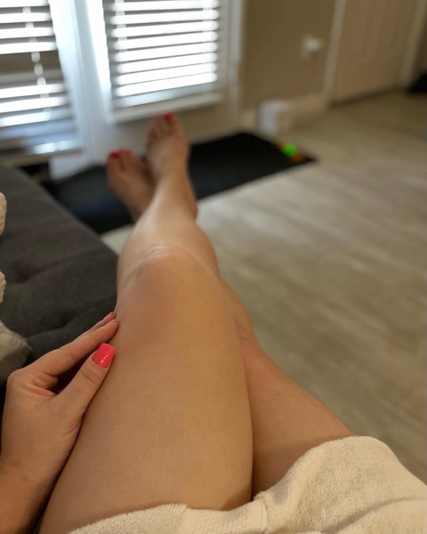 Live sex webcam photo for CandieKisss #3498056