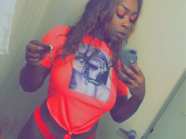 Live sex webcam photo for Nolafactz #5442532