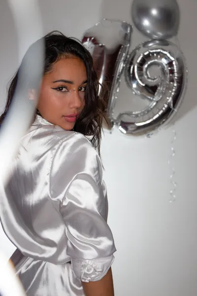 Live sex webcam photo for CharlotteeWilliams #5377459