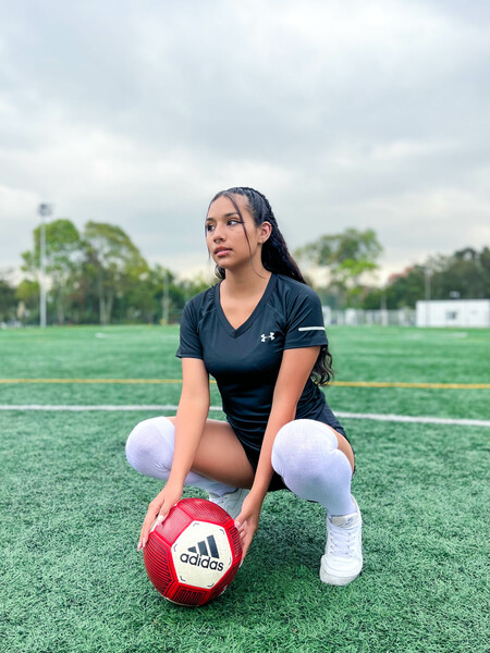 Live sex webcam photo for CharlotteeWilliams #3686423