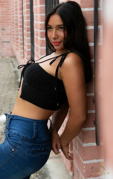 Live sex webcam photo for CharlotteeWilliams #4164894