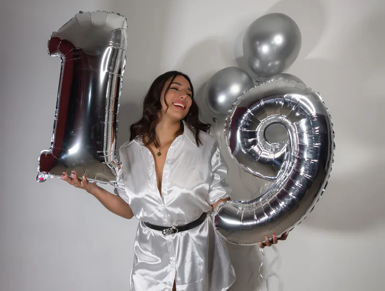 Live sex webcam photo for CharlotteeWilliams #5377460