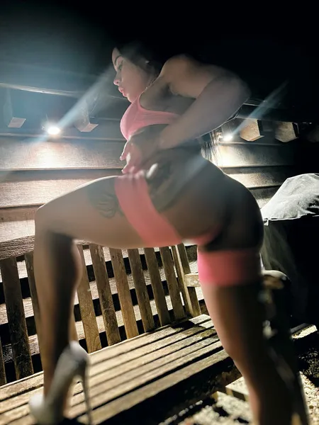 Live sex webcam photo for Alexiaperforms #4090118