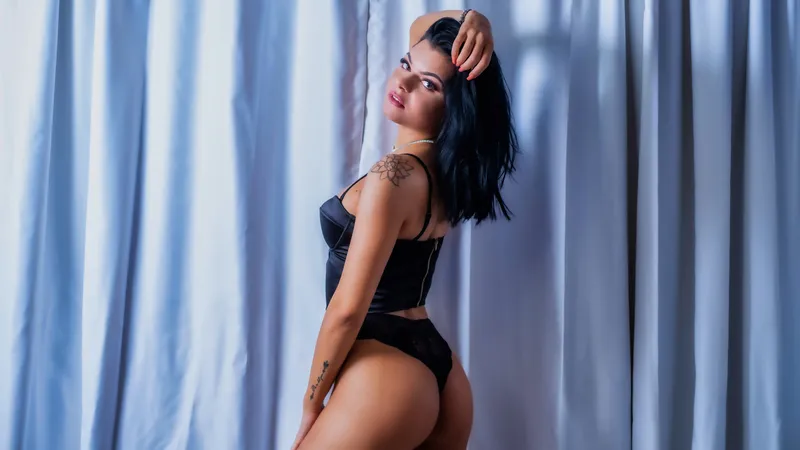 Live sex webcam photo for HelenMorgane #3379443