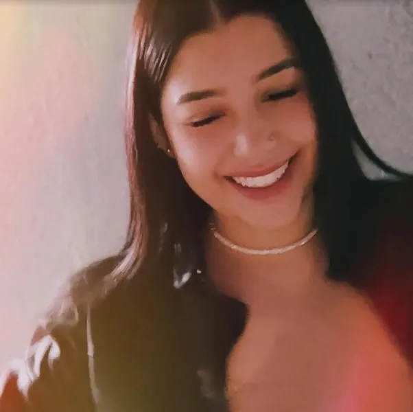 Live sex webcam photo for AstraWoden #3373332