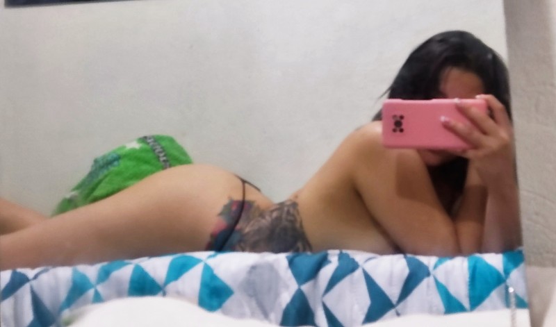 Live sex webcam photo for AstraWoden #3373327