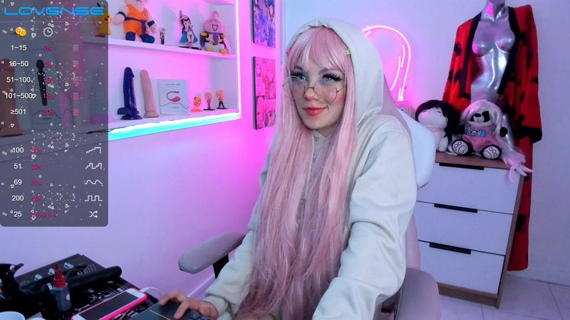 Live sex webcam photo for ColetteWings #3751415