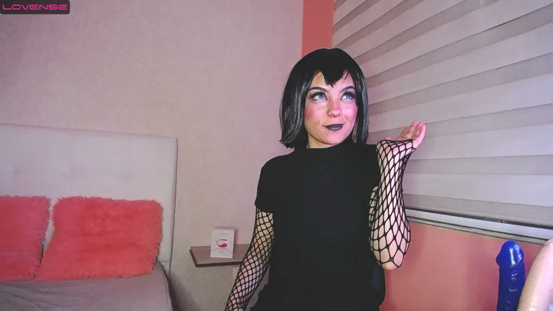 Live sex webcam photo for ColetteWings #3667584