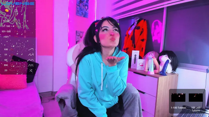 Live sex webcam photo for ColetteWings #3751413