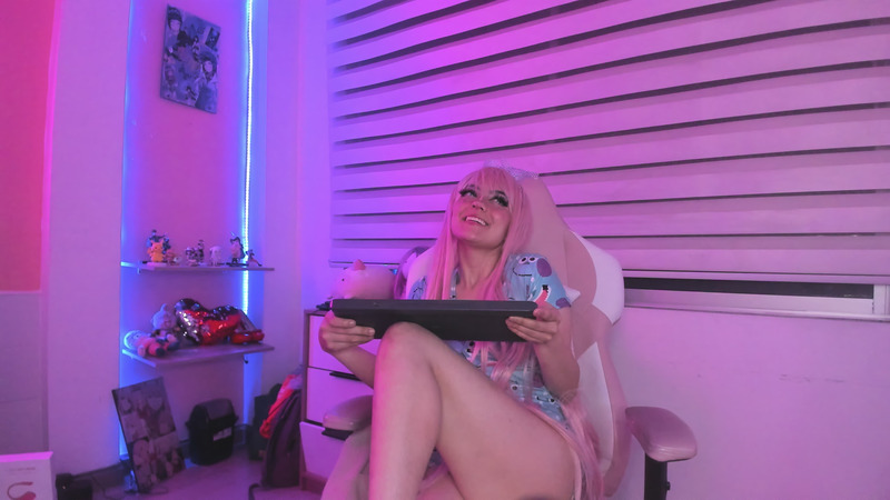 Live sex webcam photo for ColetteWings #3681642