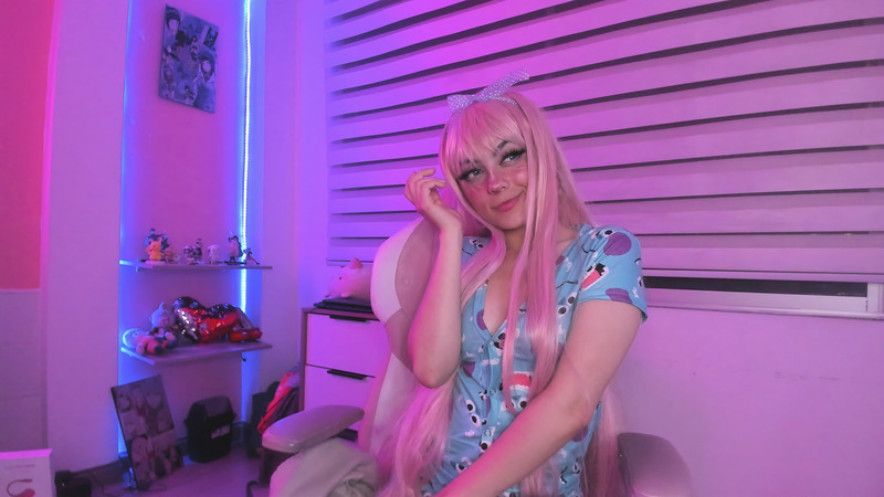 Live sex webcam photo for ColetteWings #3681643