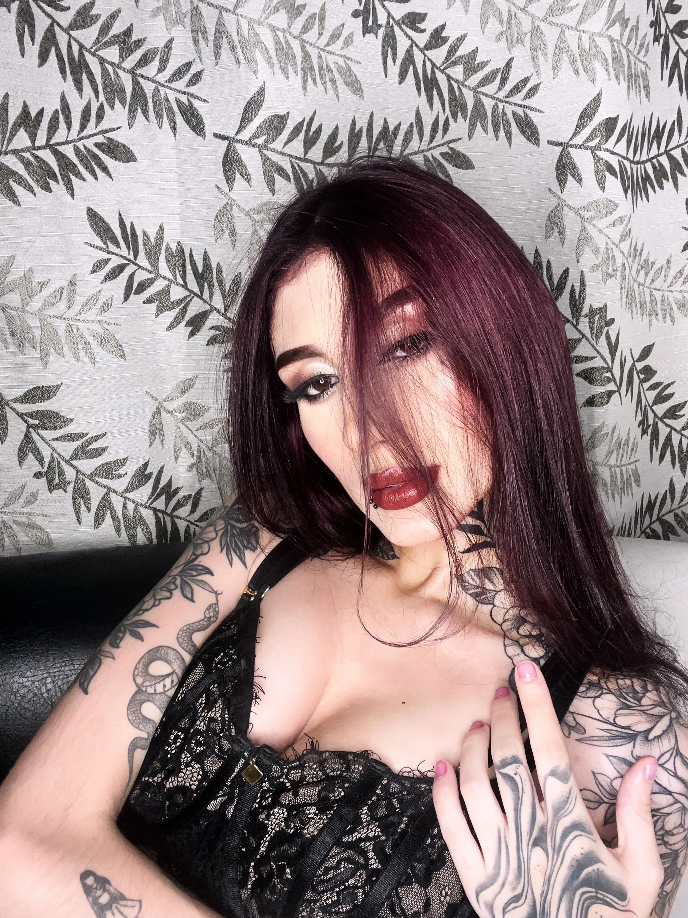 Live sex webcam photo for SharikJordan #7493188