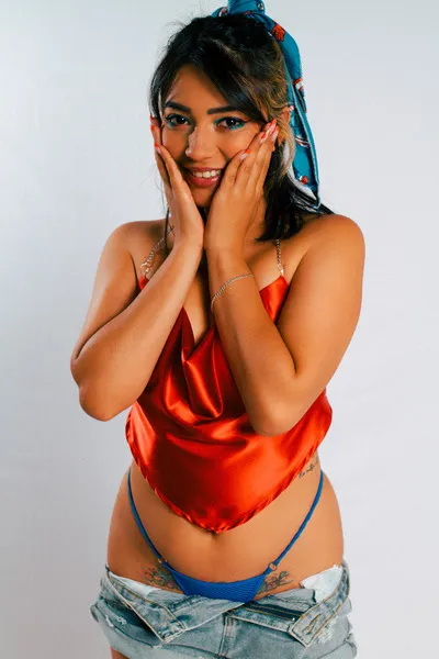 Live sex webcam photo for SaraVergara #3467537
