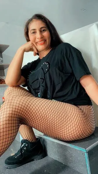 Live sex webcam photo for MilfVeryCute #5418877