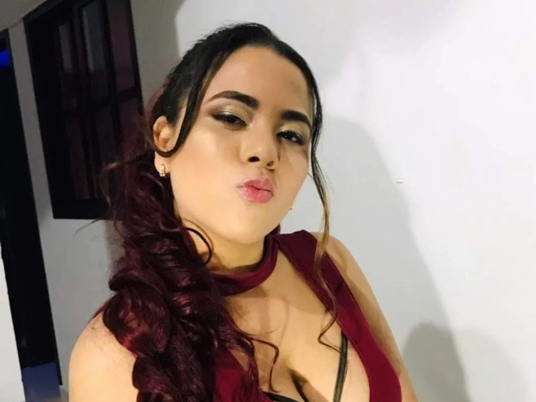 Live sex webcam photo for violetrobinson #3476029