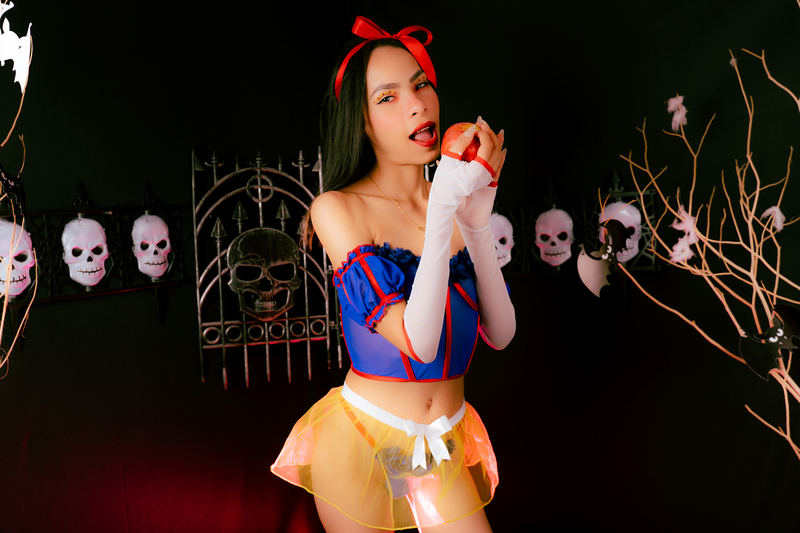 Live sex webcam photo for VeneciaCosta #3654053