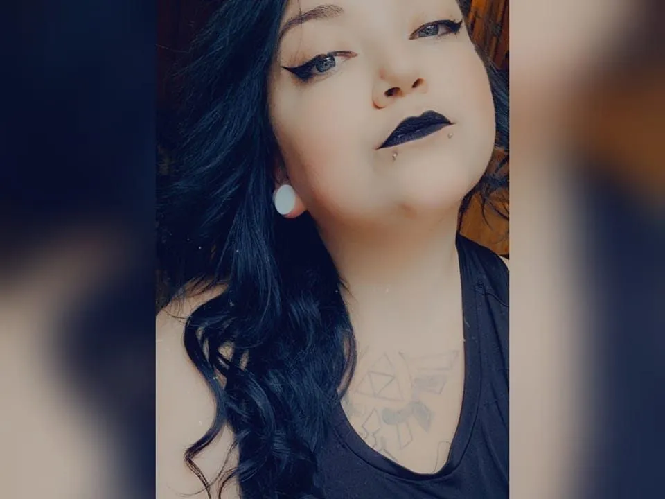 Live sex webcam photo for CreepingIvy #3478761