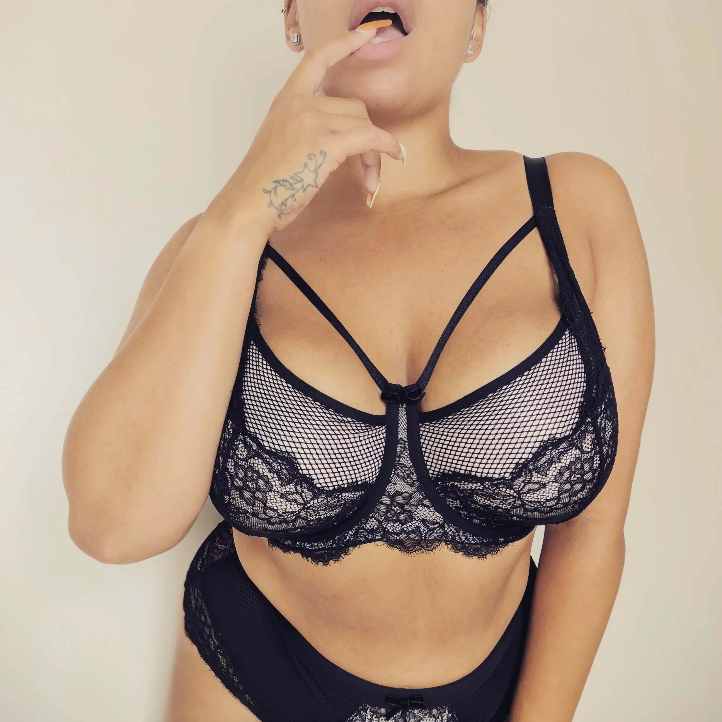 Live sex webcam photo for CoCo_Cream #7330371