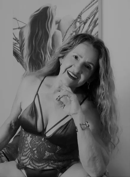 Live sex webcam photo for MatureHorny18 #3450013