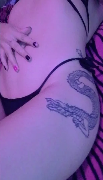 Live sex webcam photo for HeatherDemonzx #3386495