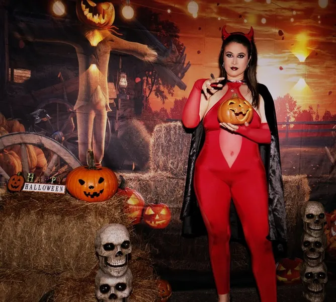 Live sex webcam photo for KatrionaFox #6538257