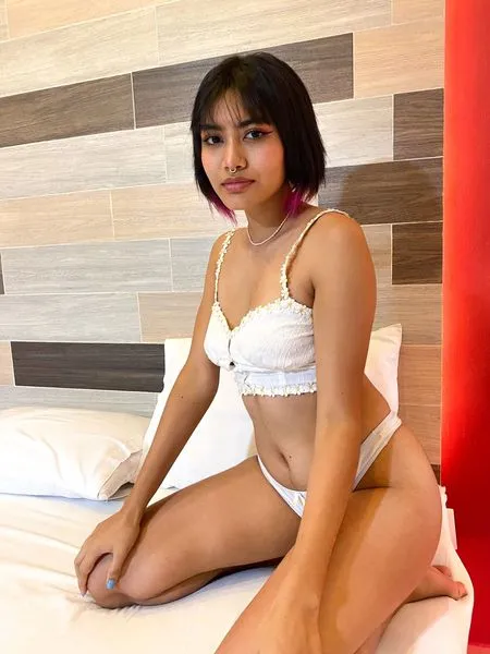 Live sex webcam photo for AzuraKiingdom #3549443