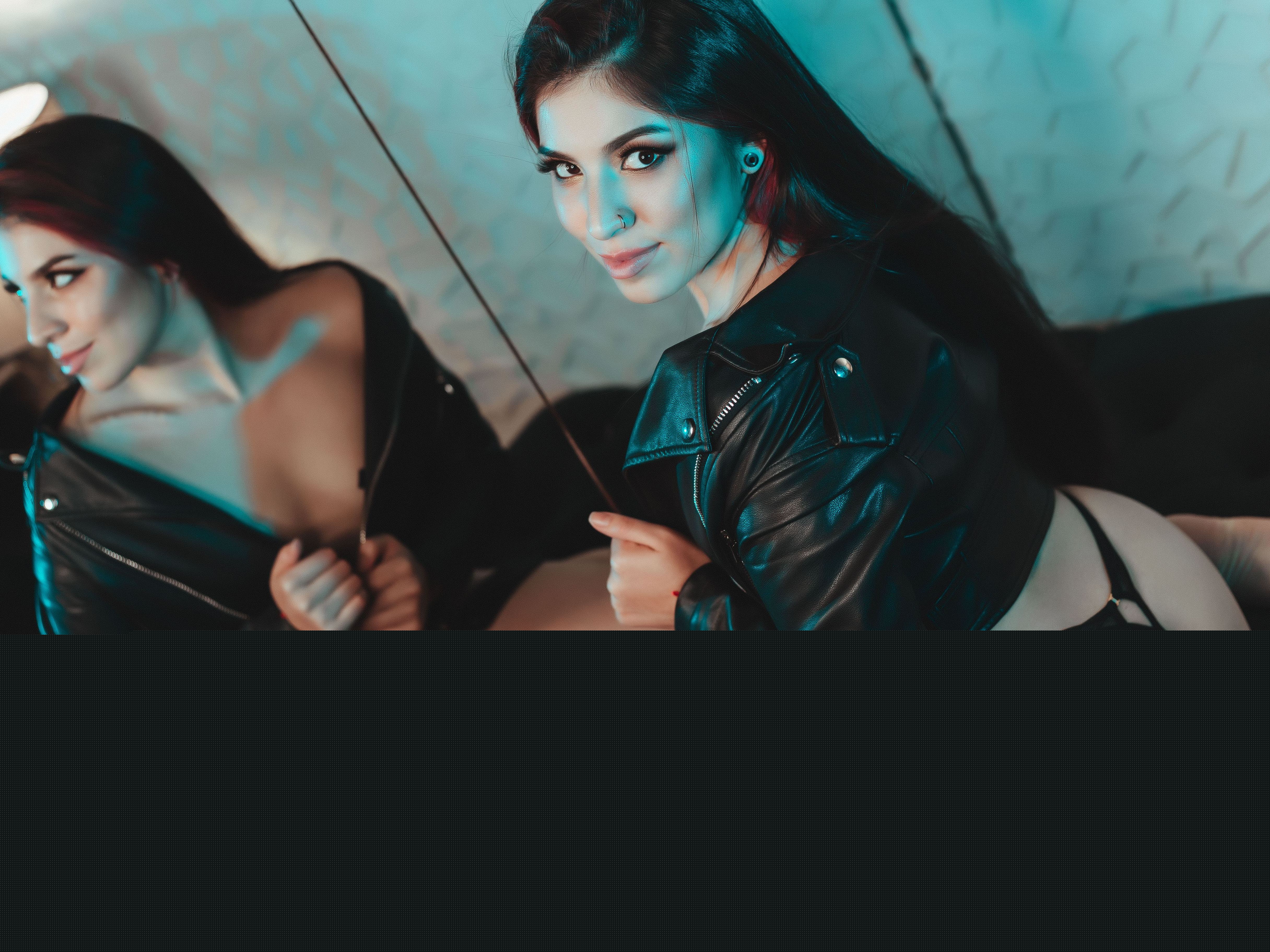 Live sex webcam photo for AnneThompon #3778944