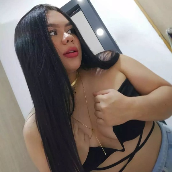 Live sex webcam photo for MadissonEvans #3388842