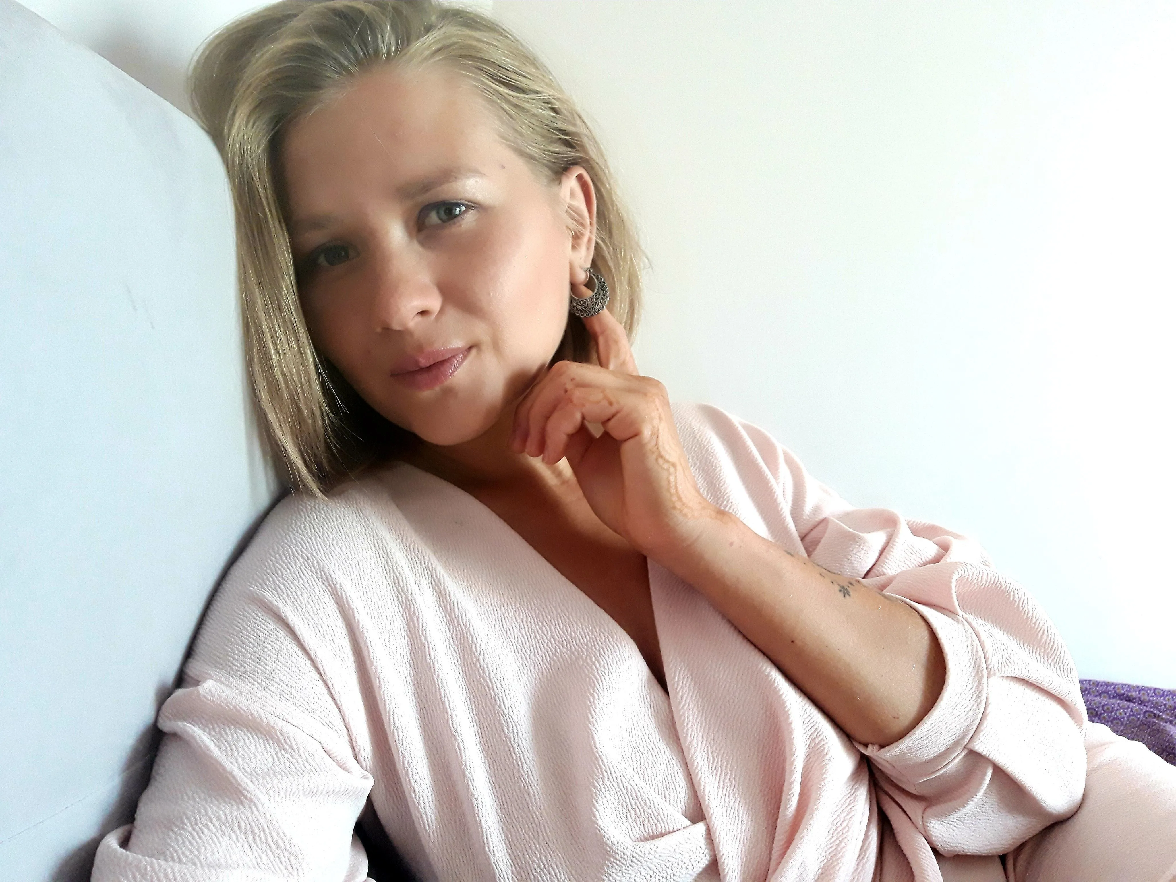 Live sex webcam photo for BlancaSweety #3441235