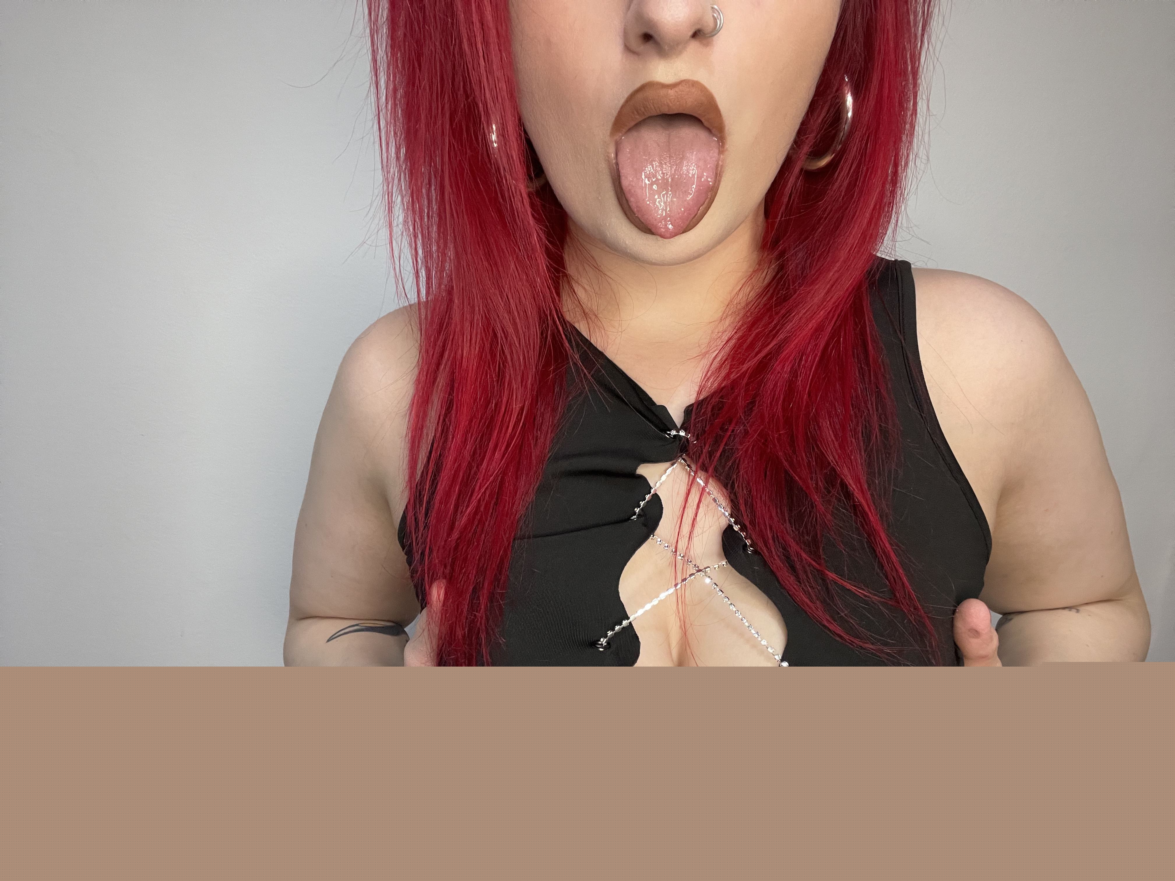 Live sex webcam photo for MissReddy #5963203