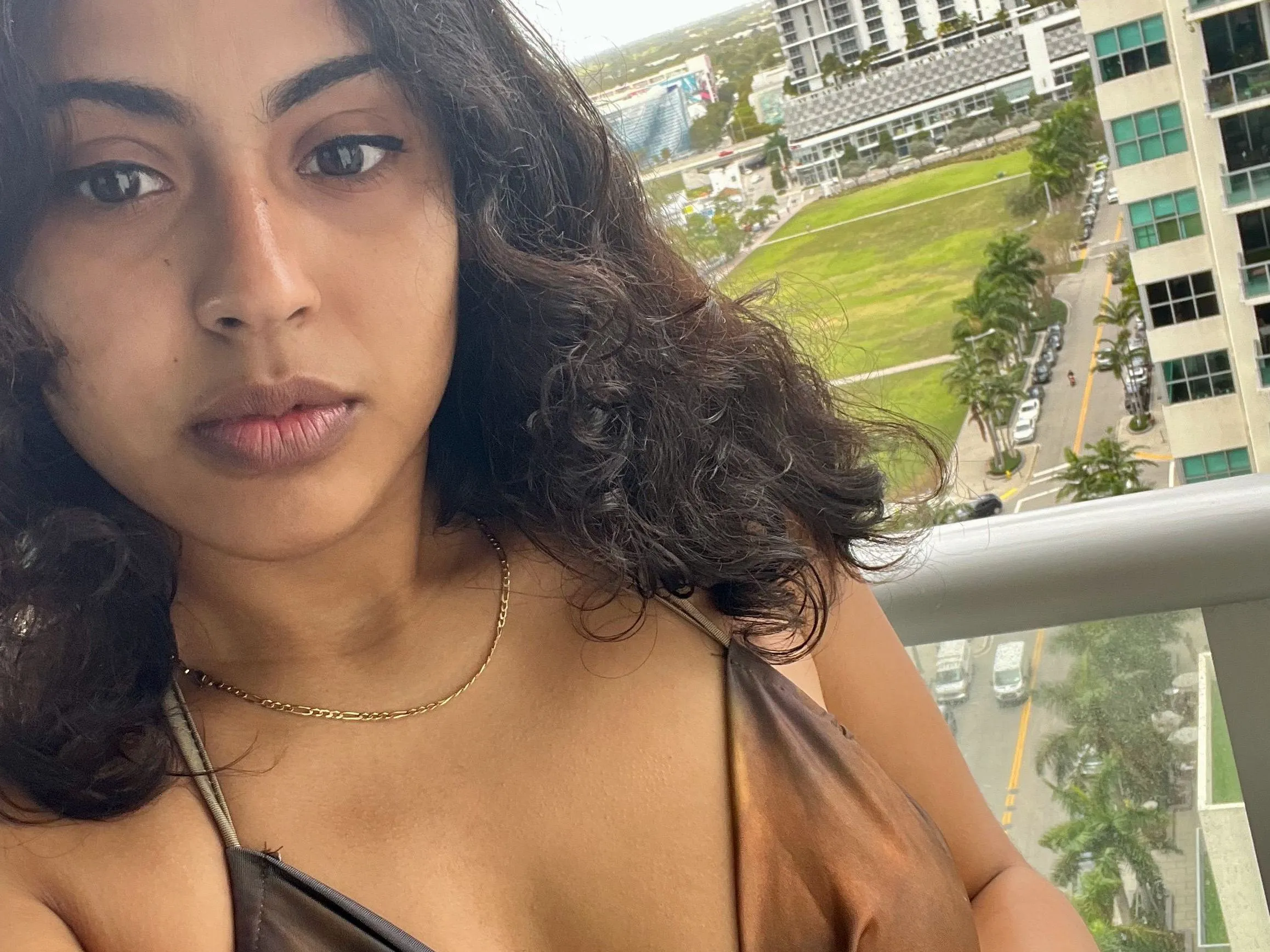Live sex webcam photo for KenyaJones #3397666