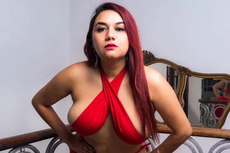 Live sex webcam photo for EmiliaMilany #3397575