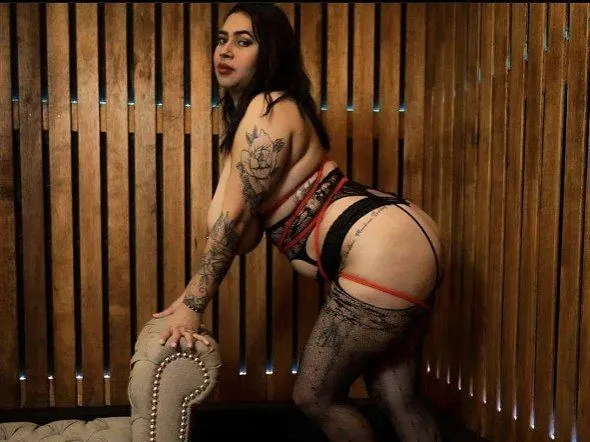 Live sex webcam photo for MadameScarlettx #3400643