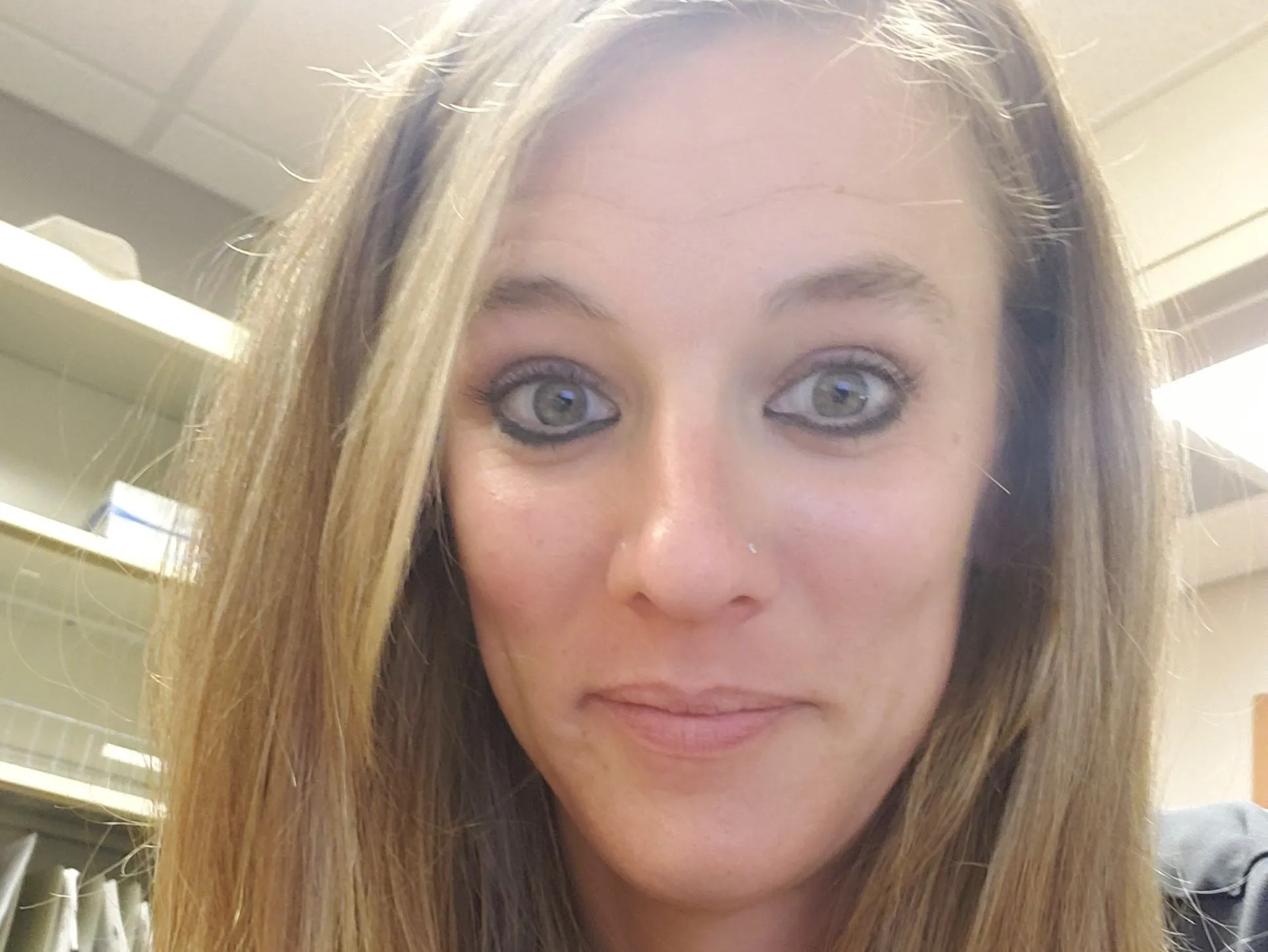 Live sex webcam photo for DaisyMae28 #3929373