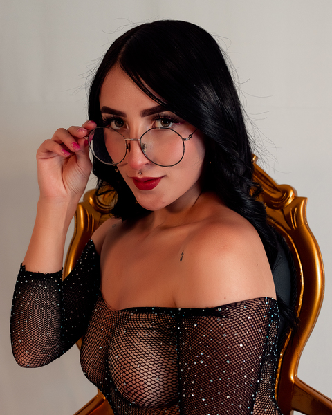 Live sex webcam photo for GrettchenStone #3451471