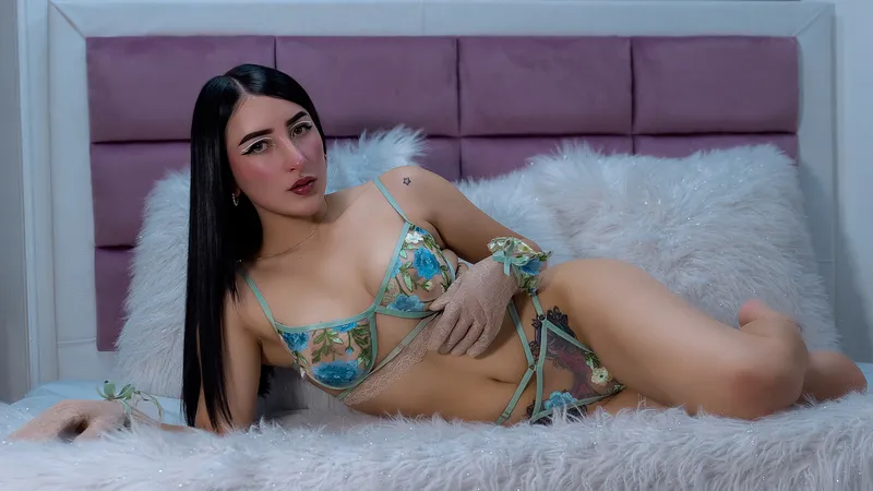 Live sex webcam photo for GrettchenStone #3562723