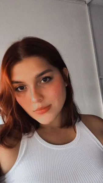 Live sex webcam photo for AlaskaCarter #3430833